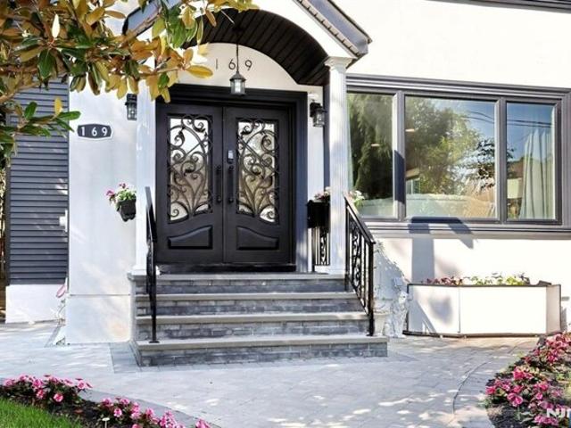 House for sale in Rutherford, New Jersey