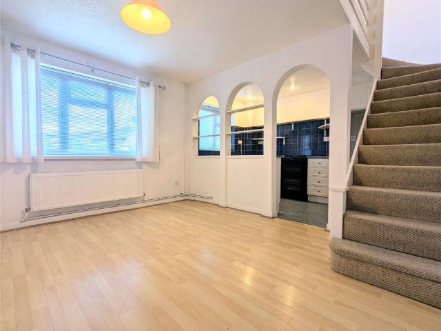 House for rent in Barrs Court, Cadbury Heath