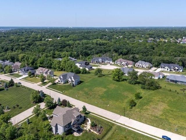 Land for sale in Bettendorf