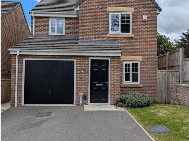 House for rent in Borough Corner, Wakefield