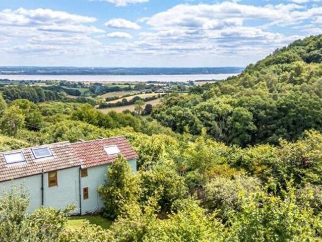 House for sale in Bromsberrow Heath, Gloucestershire