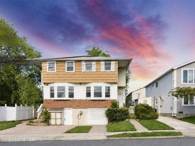 House for sale in Arverne, New York