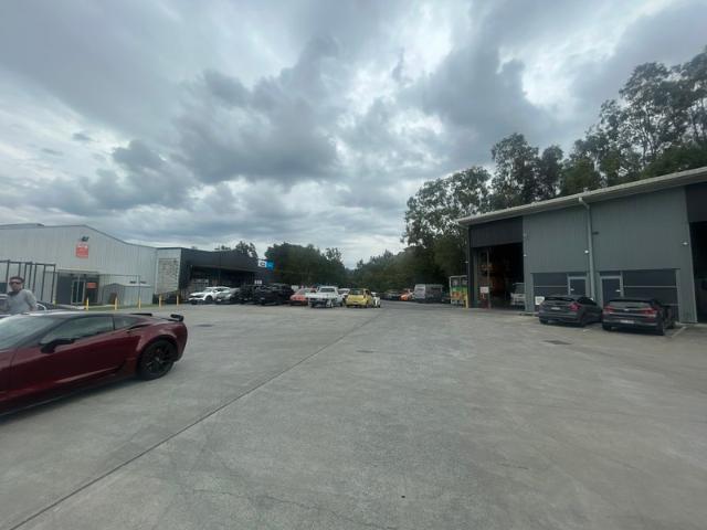 Retail for rent in Toombul, Queensland