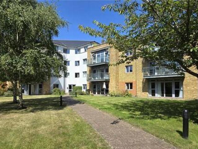 House for sale in Fole, Surrey