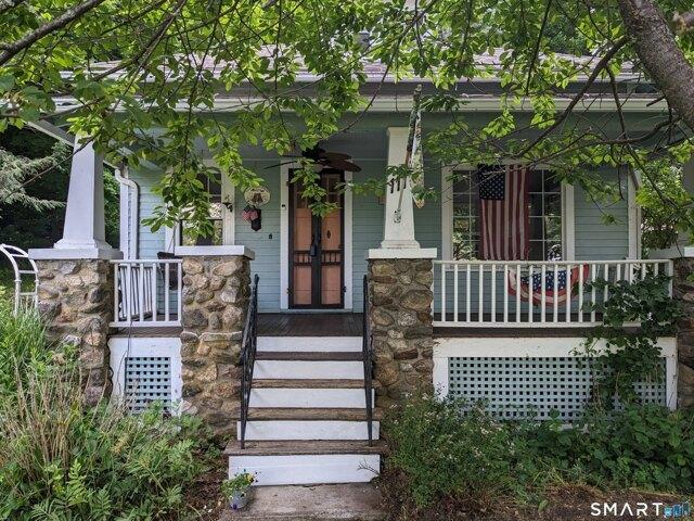 House for sale in Oakville, Connecticut