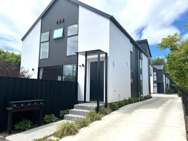 House for rent in Chaslands, Canterbury