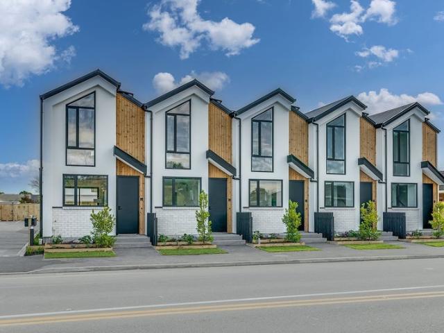 House for rent in Chaslands, Canterbury