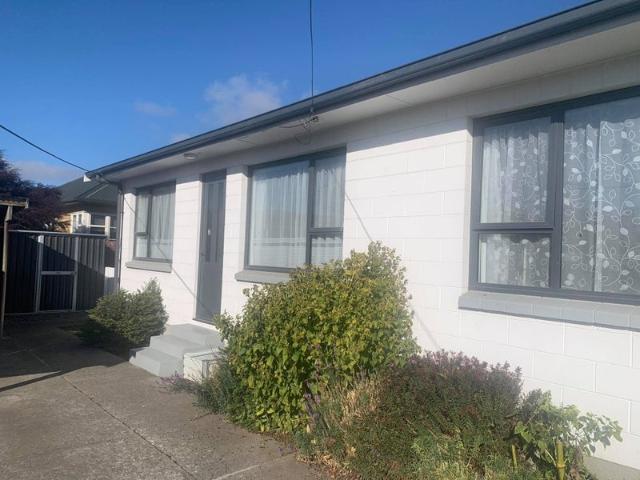 Apartment for rent in Chaslands, Canterbury
