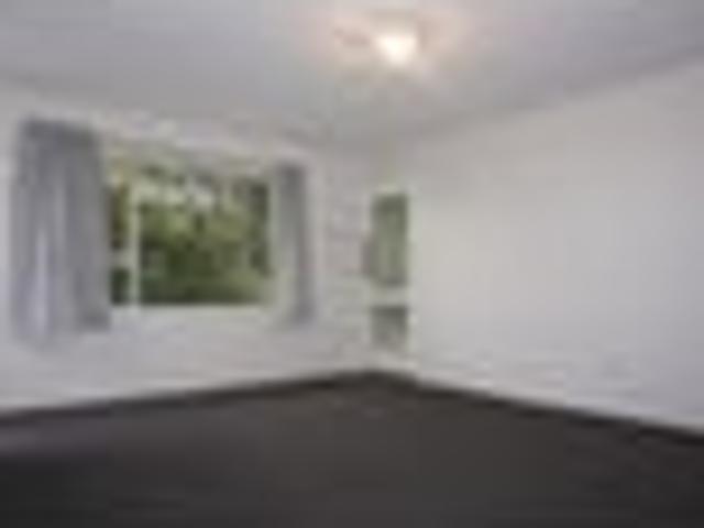 Apartment for rent in Chaslands, Canterbury