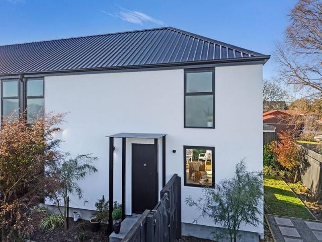 Apartment for rent in Chaslands, Canterbury