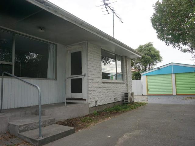 Apartment for rent in Chaslands, Canterbury