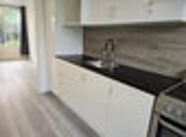 Apartment for rent in Chaslands, Canterbury