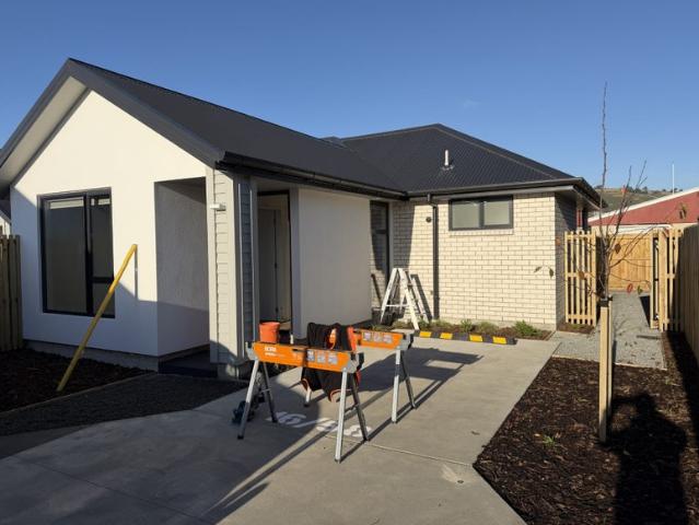 House for rent in Chaslands, Canterbury