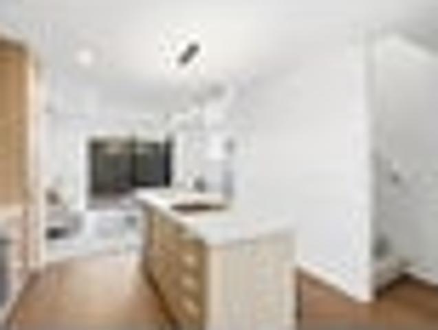 Townhouse for rent in Heathcote, Canterbury