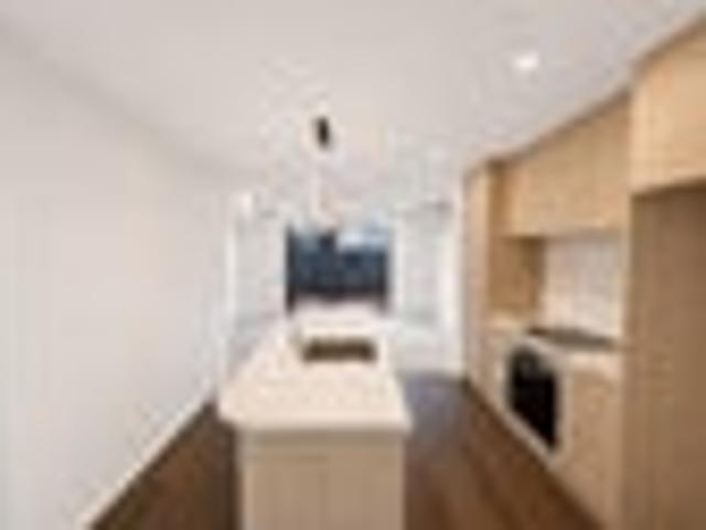 Townhouse for rent in Heathcote, Canterbury