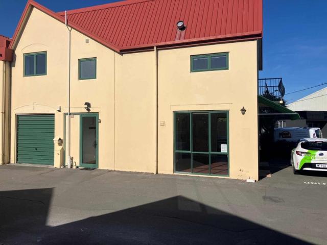 Apartment for rent in Chaslands, Canterbury
