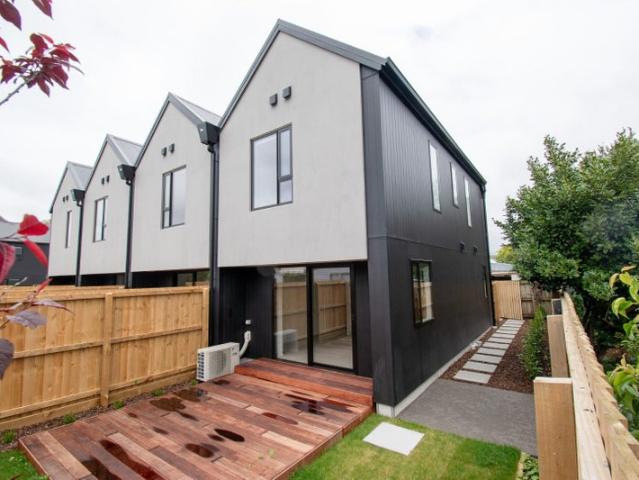 House for rent in Chaslands, Canterbury