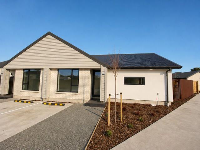 House for rent in Chaslands, Canterbury