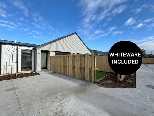 House for rent in Chaslands, Canterbury