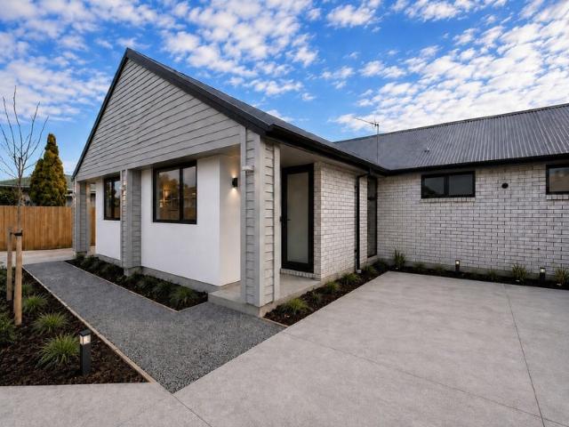 House for rent in Chaslands, Canterbury