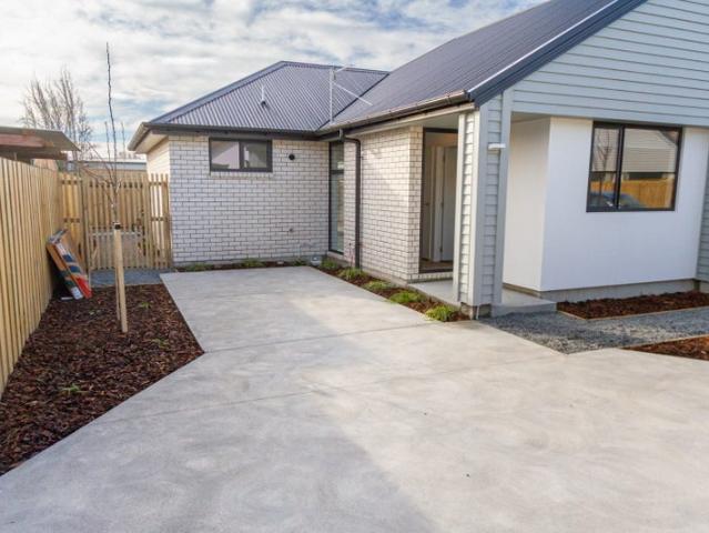 House for rent in Chaslands, Canterbury