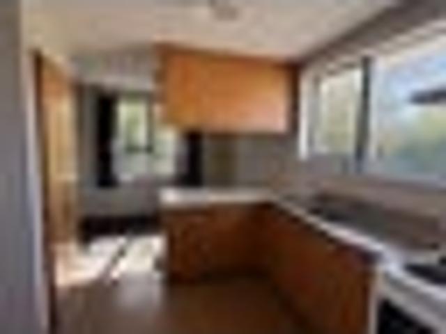 House for rent in Chaslands, Canterbury