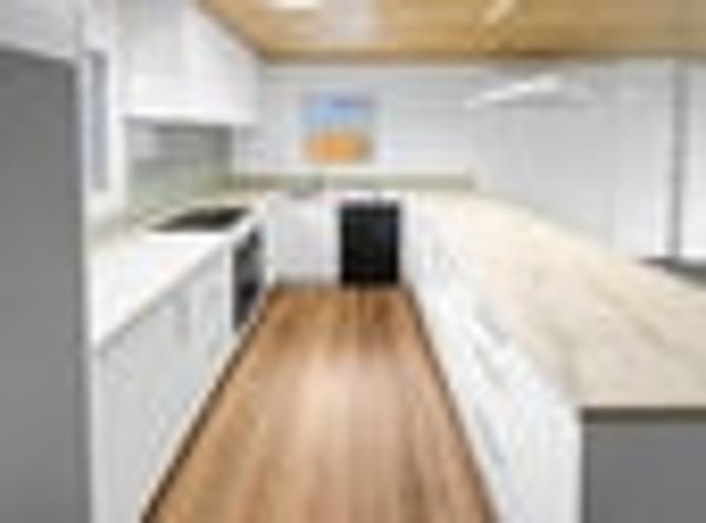 Townhouse for rent in Heathcote, Canterbury