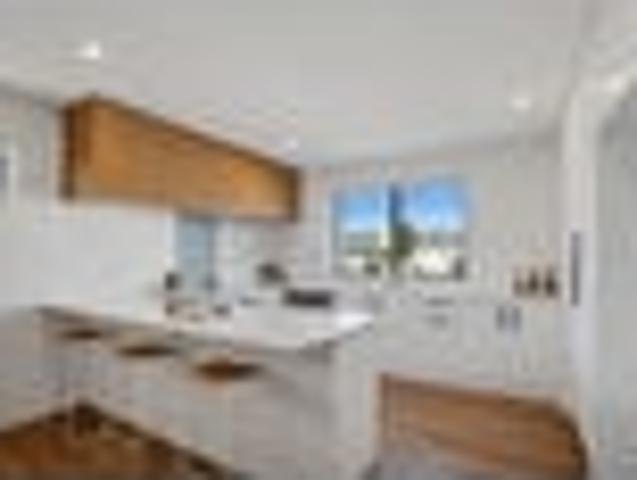 House for rent in Chaslands, Canterbury