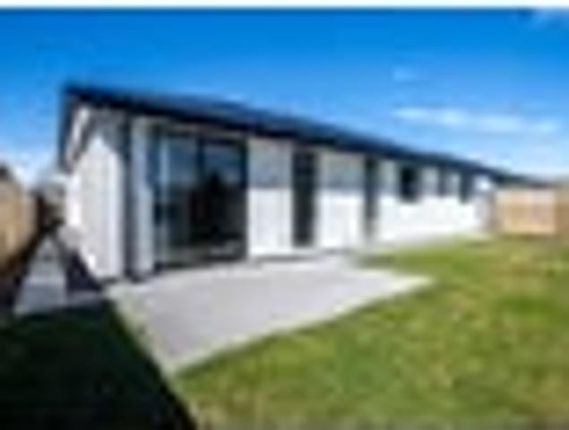 House for rent in Chaslands, Canterbury