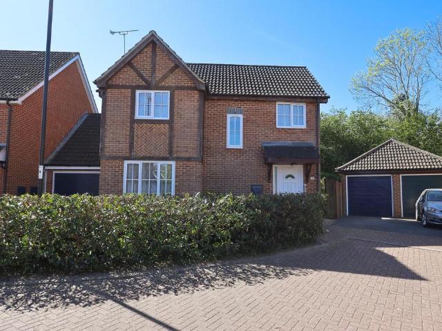 House for rent in Perryfields, West Sussex