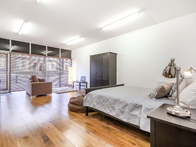 Apartment for rent in East Greenwich, Greater London