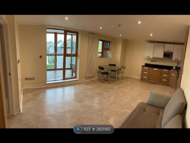 Apartment for rent in East Greenwich, Greater London