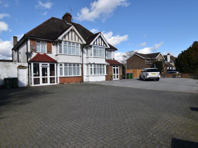 House for rent in London Borough of Bexley, Greater London