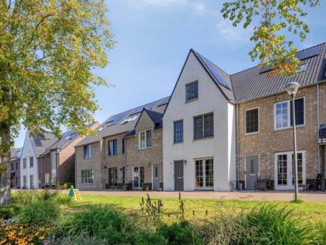 Eengezinswoning te huur in Waddinxveen, Zuid Holland