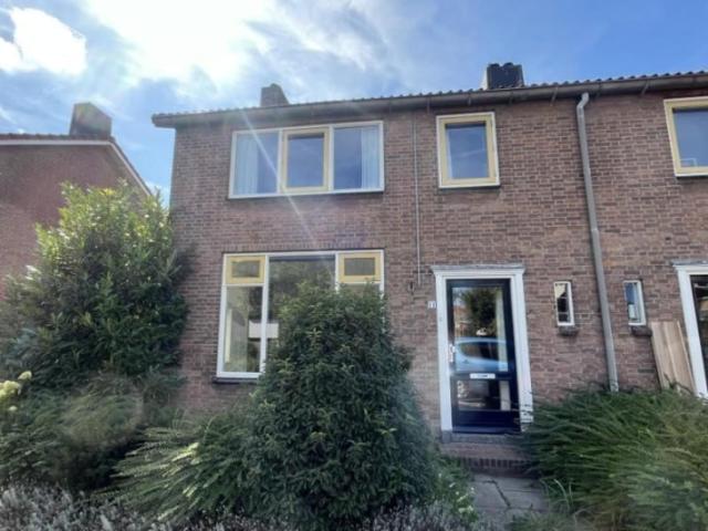 Woning te huur in Hazerswoude-dorp, Zuid Holland