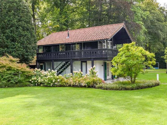 Woning te huur in Veen en Duin, Bloemendaal