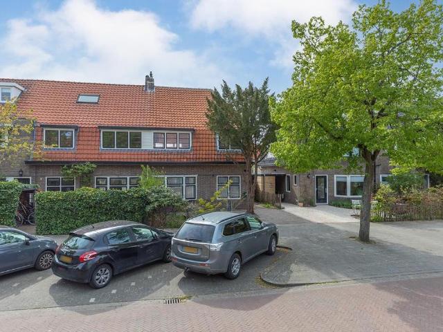 Woning te huur in Bussum, Noord Holland