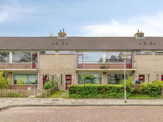 Woning te huur in Sterrenburg, Dordrecht