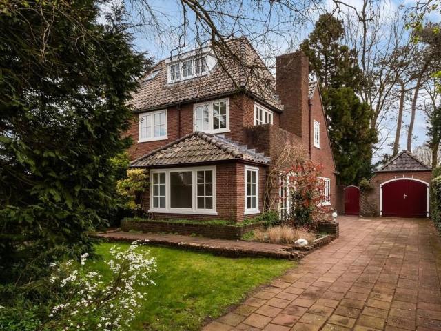 Woning te huur in Laren, Noord Holland