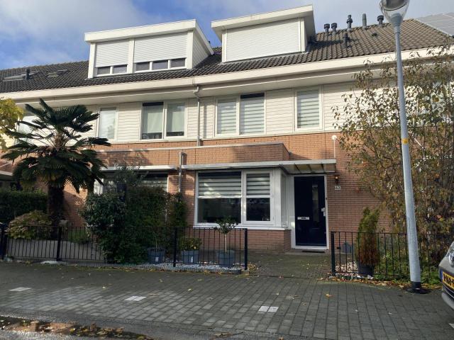 Woning te huur in Linquenda, Nieuw-Vennep