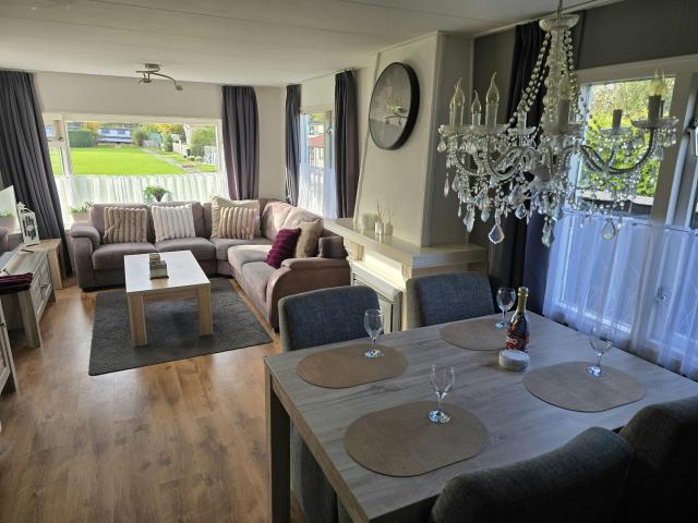 Woning te huur in Westergeest, Friesland