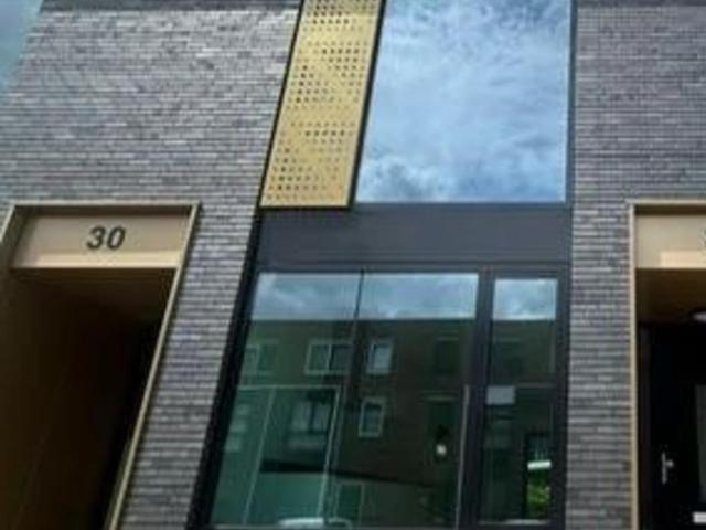 Woning te huur in IJsselmonde, Rotterdam