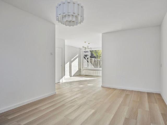 Woning te huur in Ommoord, Rotterdam