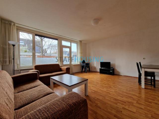 Woning te huur in IJsselmonde, Rotterdam