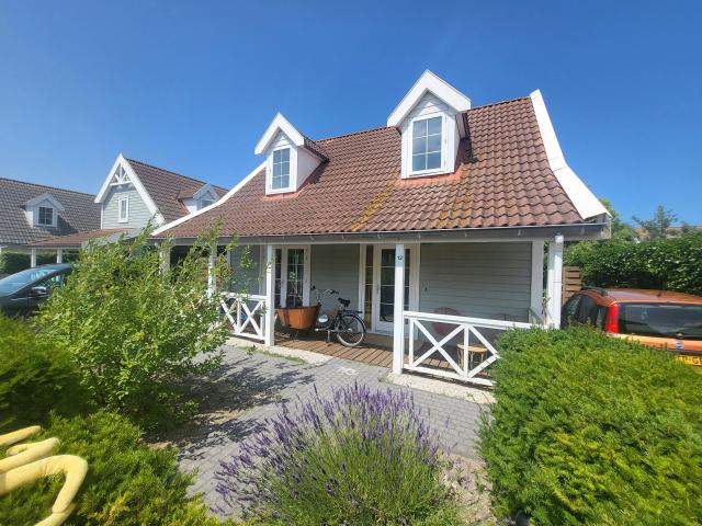 Woning te huur in 's-gravenzande, Zuid Holland
