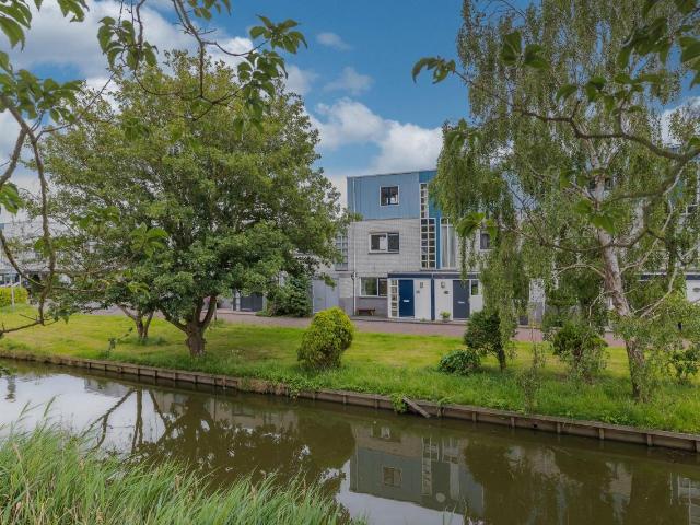 Woning te huur in Velserbroek, Noord Holland