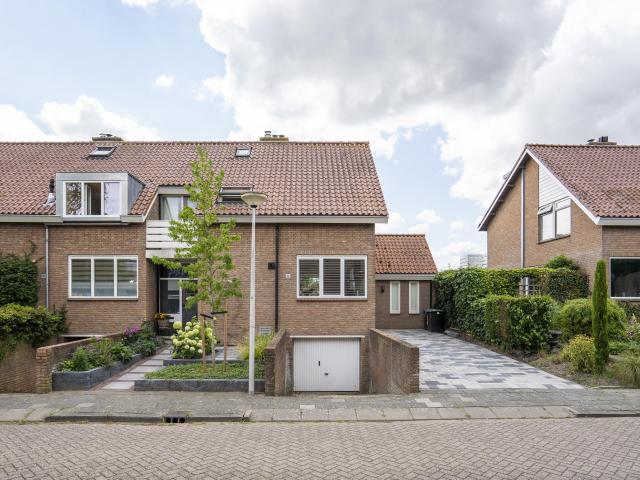 Woning te huur in Schoonrewoerd, Utrecht