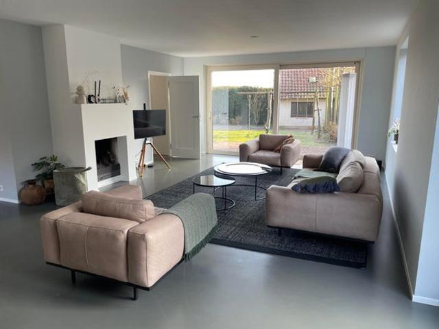 Woning te huur in Oostvoorne, Zuid Holland