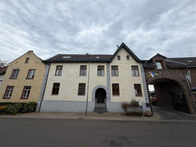 Woning te huur in Walem, Limburg