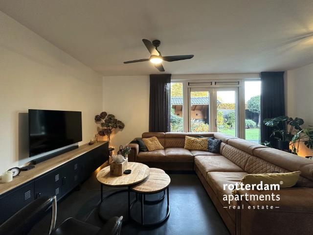 Eengezinswoning te huur in Dordrecht, Zuid Holland